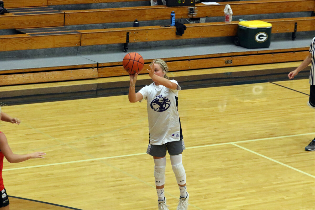 York Girls Basketball Camp (12).jpg